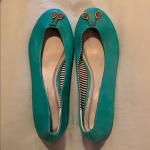Pilcro turquoise tennis charm flats